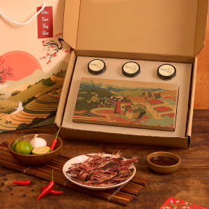 ben trong set quà 2