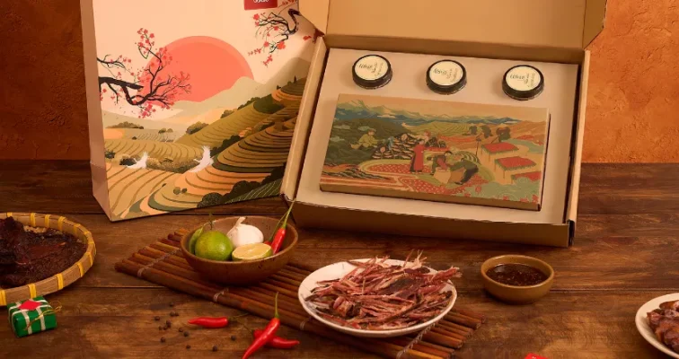 Ảnh hộp quà thịt trâu gác bếp nhà Đỗ Gia