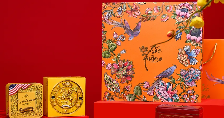 Hộp bánh kẹo trong set quà Thành Công nhà Đỗ Gia 6