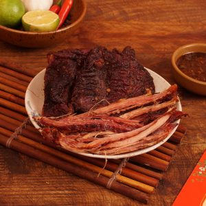 thịt lợn gác bếp