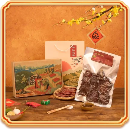 hộp quà thịt lợn gác bếp